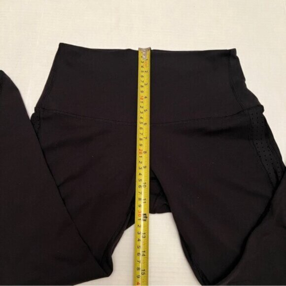 Lululemon * High - rise Crop pants leggins Size 8 Perforated Mesh - Picture 9 of 16